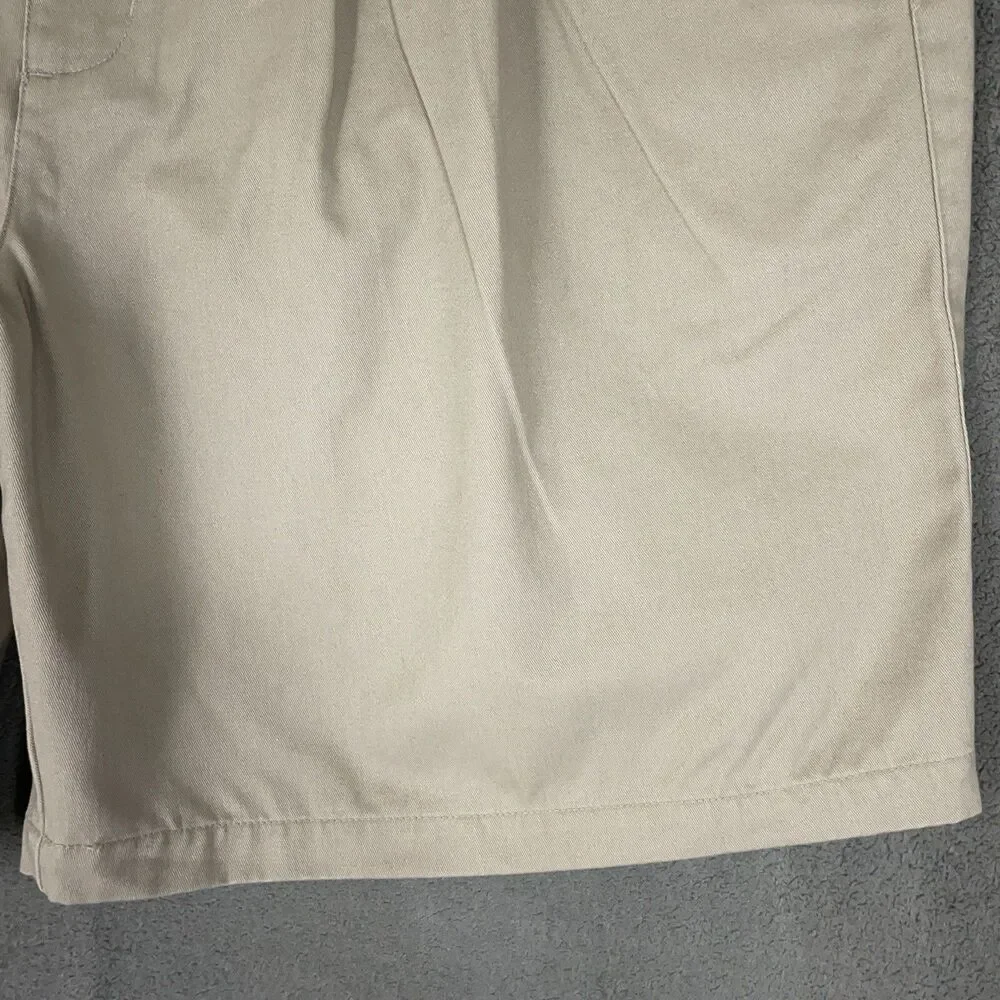St. John's Bay Shorts Men's Size 48 Pleated Comfort Fit Chino Beige